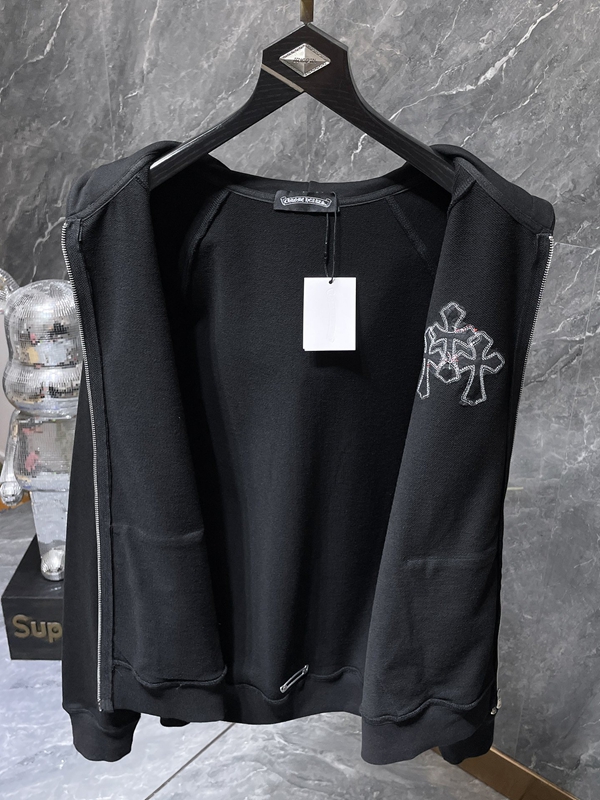 ブランドパーカー着用イメージ